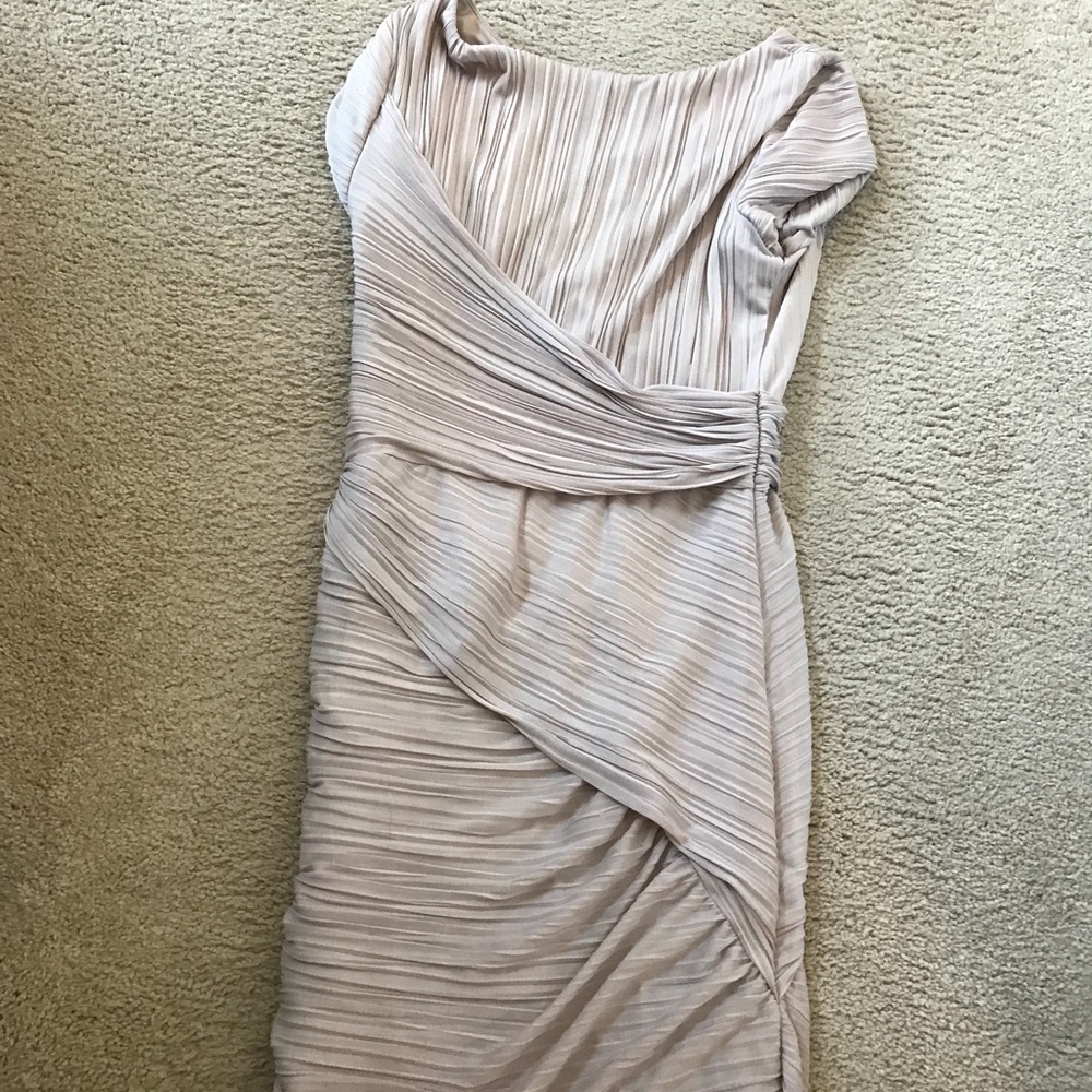 Halston heritage ruched taupe dress size 6